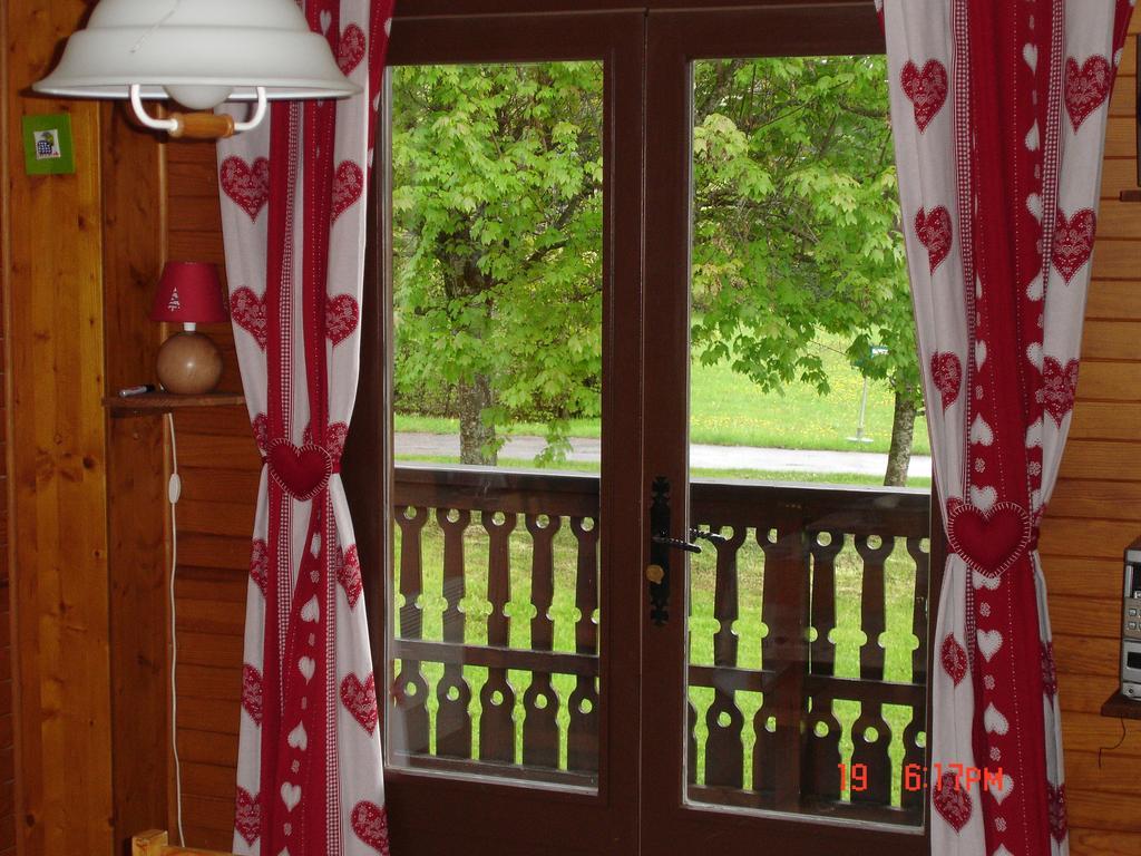 Appartement Les Carroz D'Arraches Szoba fotó